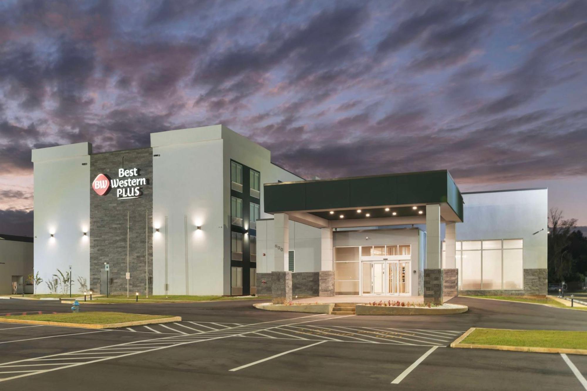 Best Western Plus Mobile Inn And Suites Exterior foto